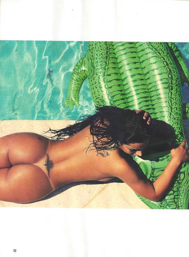 Larissa Riquelme, Revista Sexy Brasil